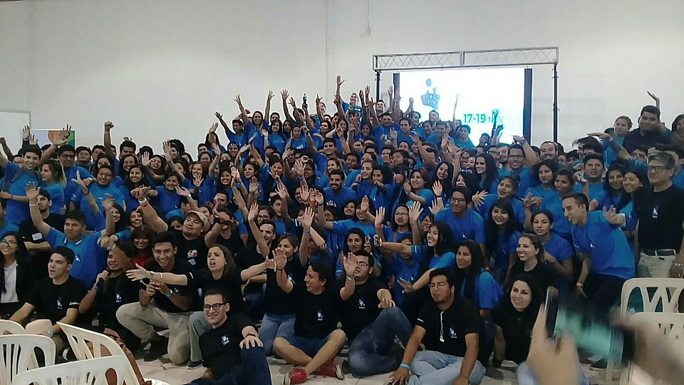 ESTUDIANTES DE SEDE LA PAZ UNIFRANZ PARTICIPAN EN EL STARTUP WEEKEND