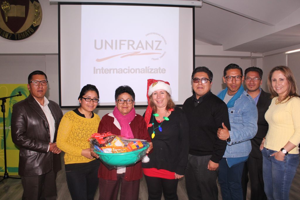 CHOCOLATADA NAVIDEÑA DOCENTES UNIFRANZ 2017