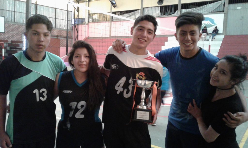 ING. COMERCIAL  “CAMPEÓN DEL TORNEO RELÁMPAGO DE VOLEIBOL UNIFRANZ”